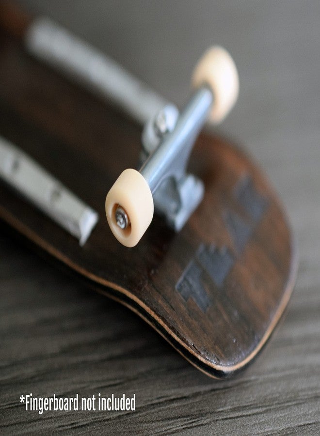 ضبط خشب الساج عجلات لوح التزلج الصغيرة Teak Tuning Apex 61D المصنوعة من اليوريثان - شكل صغير، قطر 6.6 مم - محامل ABEC-9 Stealth - صنع في الولايات المتحدة الأمريكية - لون بني فاتح - Image 5
